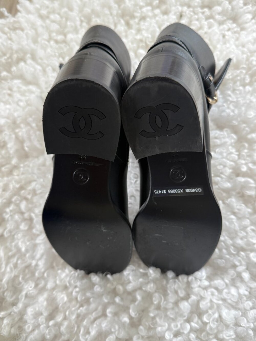 Authentic Chanel black leather ankle boots- SIZE 38 - Picture 9 of 9